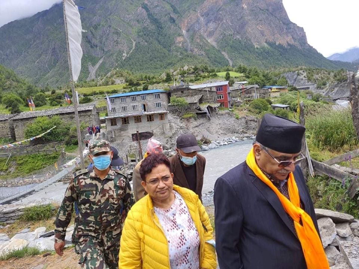 प्रचण्ड र उर्जामन्त्री भुसालसहितको टोली मनाङमा